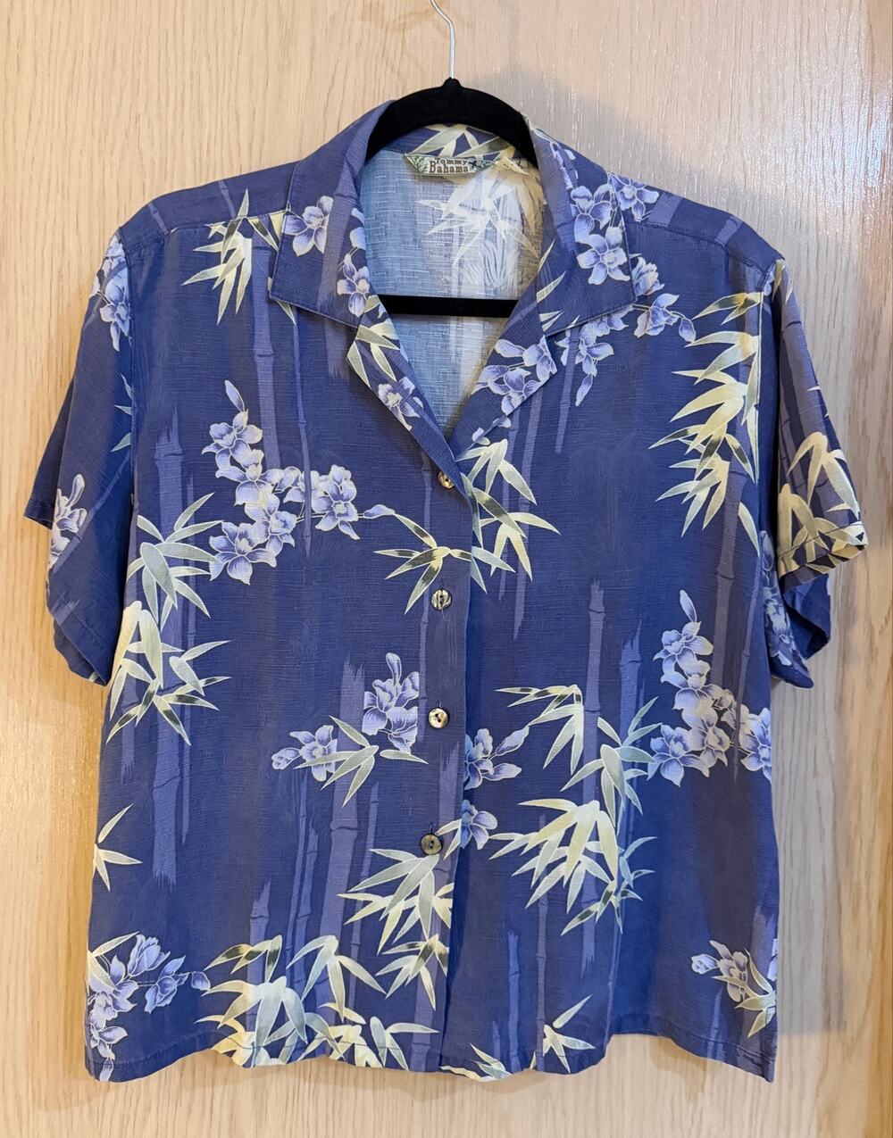 Tommy Bahama Men’s Large 100% Silk Bamboo Orchid Hawaiian Camp Shirt